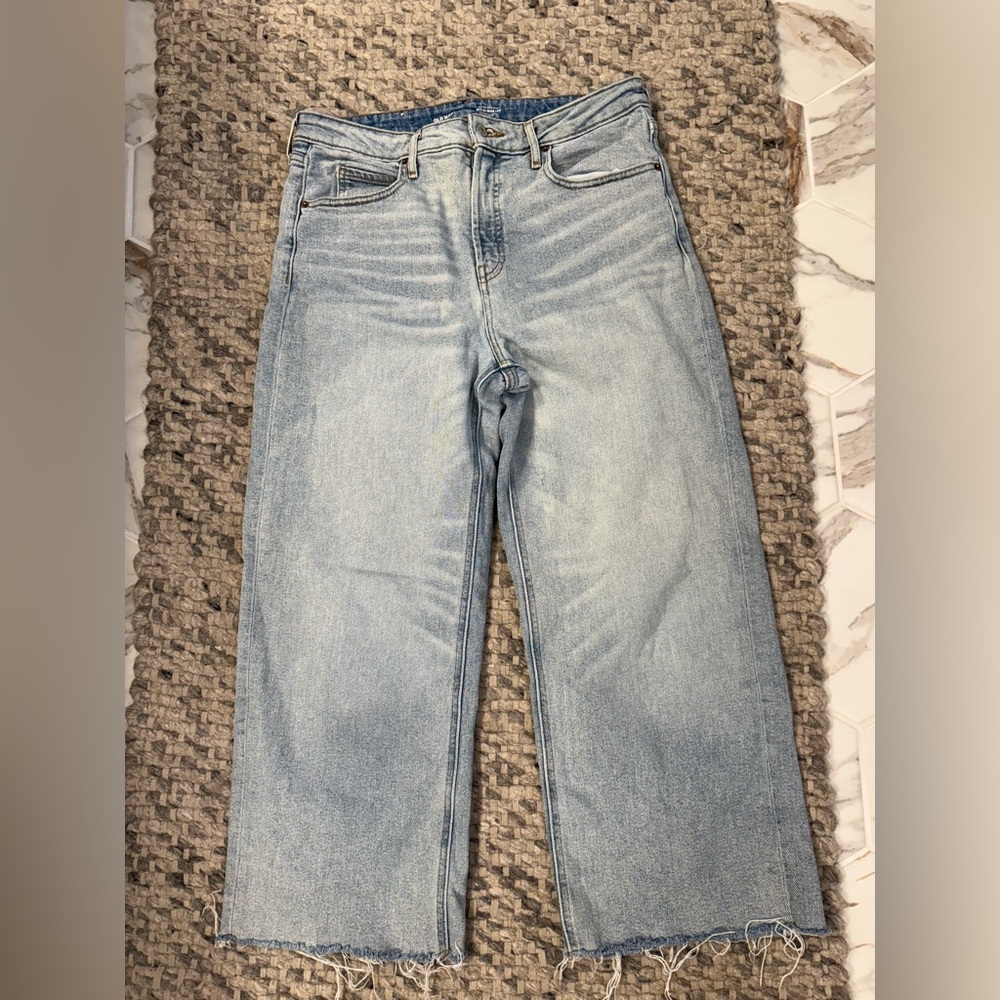 Old Navy Sky Hi WideLeg  Women's cropped Light Blue Jeans